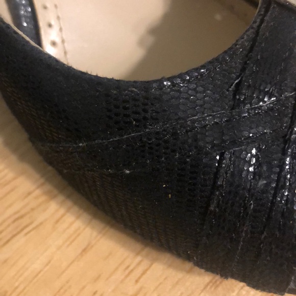 Black peep toe faux snakeskin pumps, size 7. - Picture 5 of 5
